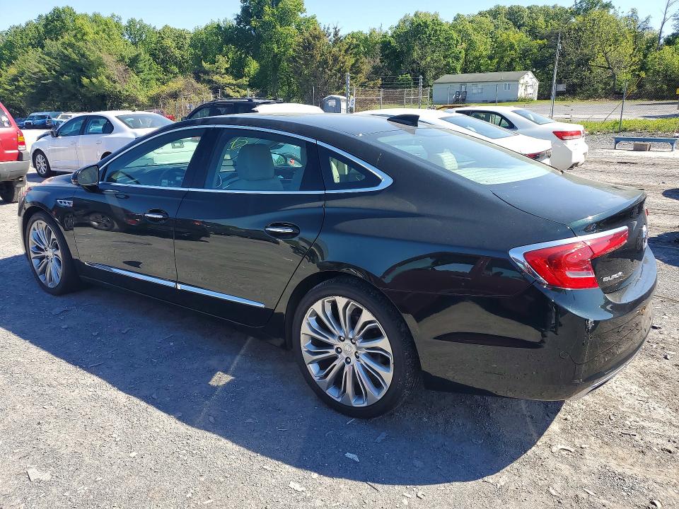 52348896 :رقم المزاد ، 1G4ZR5SS8HU179980 vin ، 2017 Buick Lacrosse مزاد بيع