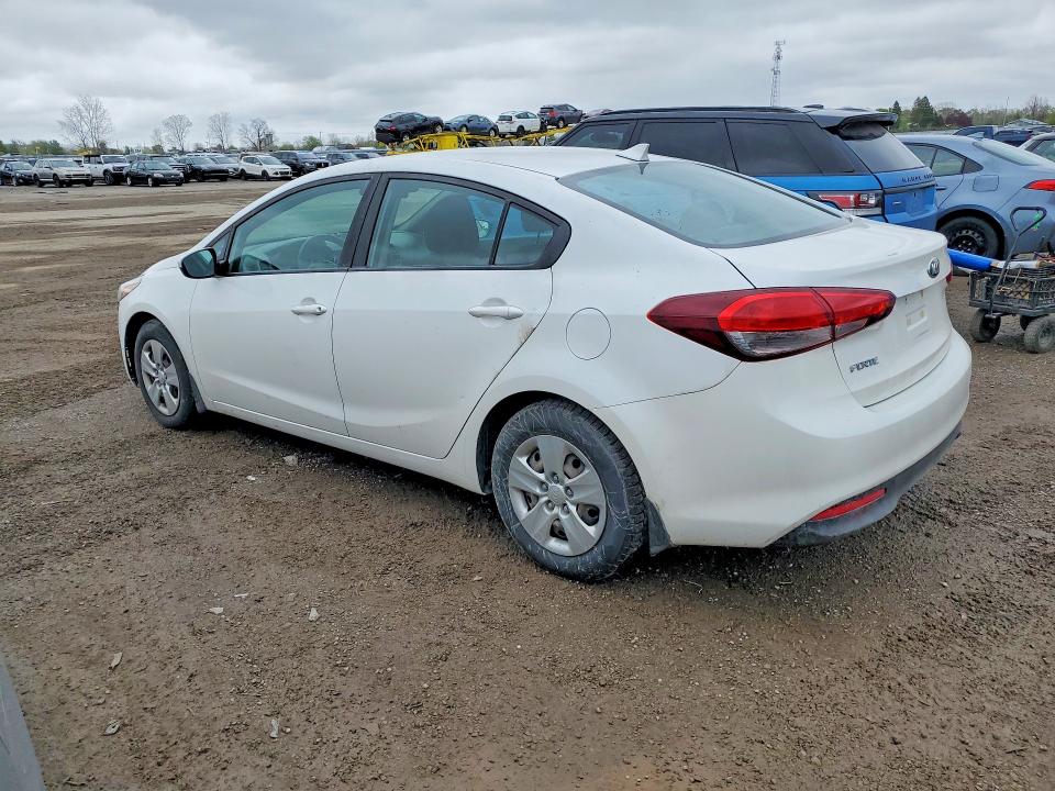 53424716 :رقم المزاد ، 3KPFK4A73HE006921 vin ، 2017 Kia Forte مزاد بيع