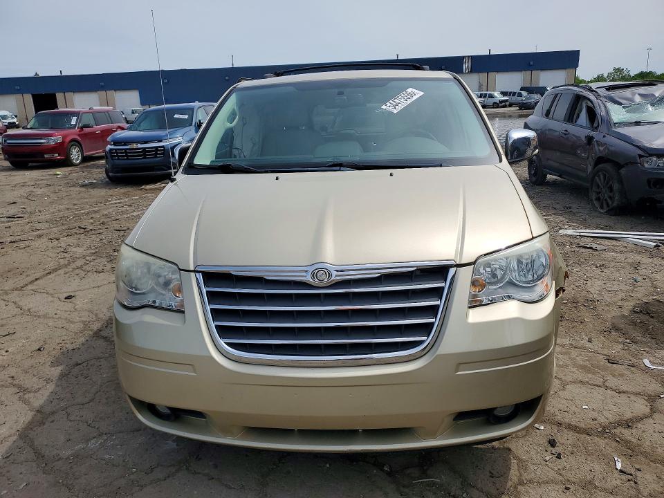 Продажа на аукционе авто 2010 Chrysler Town & Country, vin: 2A4RR8DX6AR456654, номер лота: 54475596