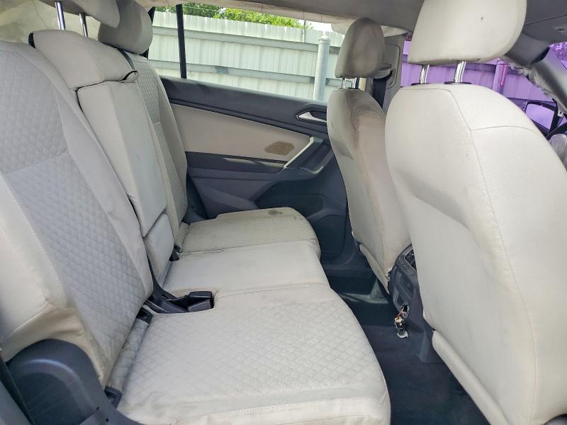 Продаж на аукціоні авто 2018 Volkswagen Tiguan, vin: 3VV1B7AX8JM070753, номер лоту: 55206806
