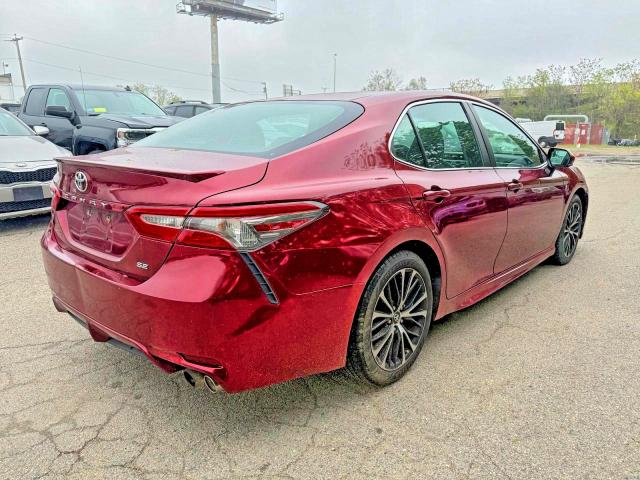 Продаж на аукціоні авто 2018 Toyota Camry, vin: 4T1B11HK0JU500358, номер лоту: 54113856