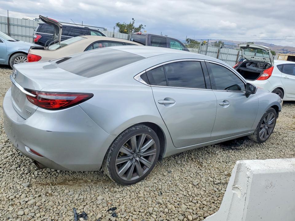 Продажа на аукционе авто 2018 Mazda 6, vin: JM1GL1VM3J1335109, номер лота: 55603396