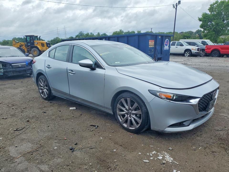 Продаж на аукціоні авто 2019 Mazda 3, vin: JM1BPBDM6K1120718, номер лоту: 52468516