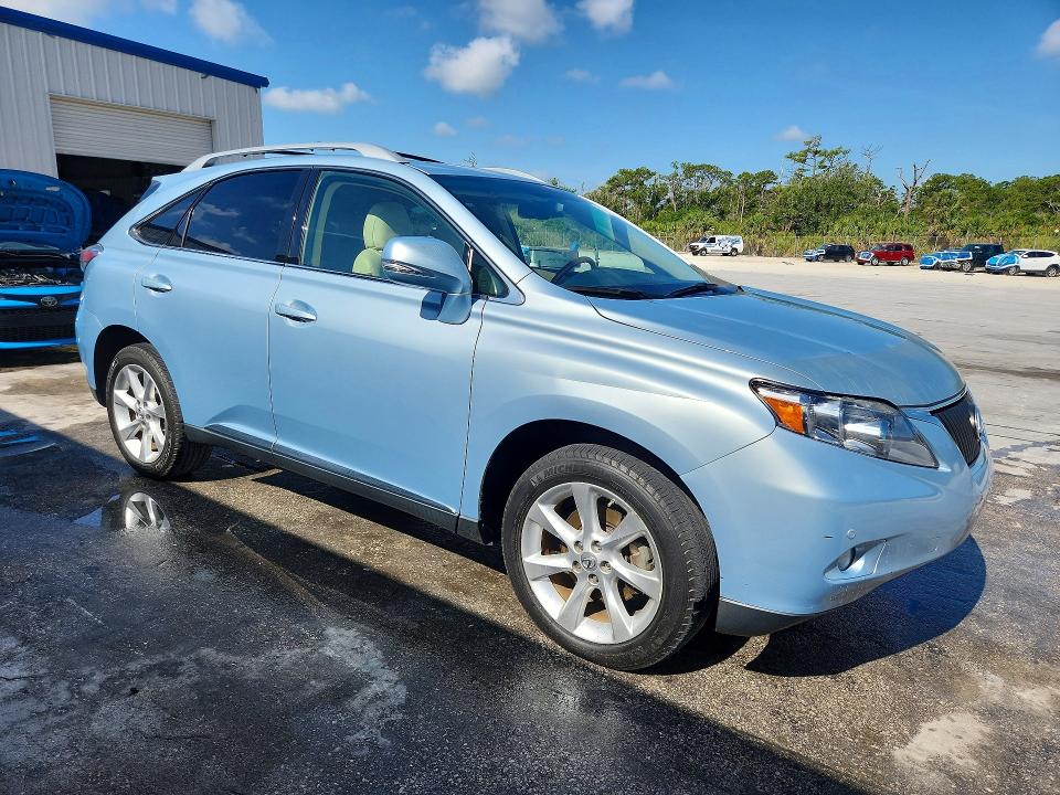 53050496 :رقم المزاد ، 2T2ZK1BA8BC048718 vin ، 2011 Lexus Rx مزاد بيع