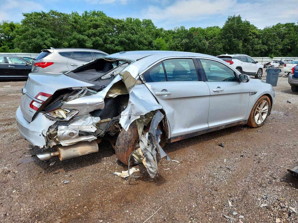 55431476 :رقم المزاد ، 1FAHP2E92FG154698 vin ، 2015 Ford Taurus مزاد بيع
