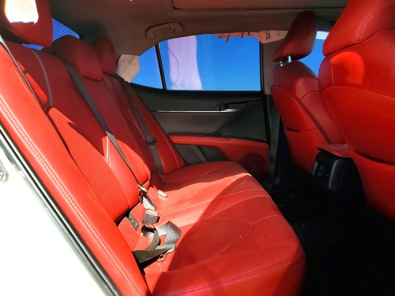 2018 Toyota Camry მანქანა იყიდება აუქციონზე, vin: 4T1BZ1HKXJU018893, აუქციონის ნომერი: 53408046