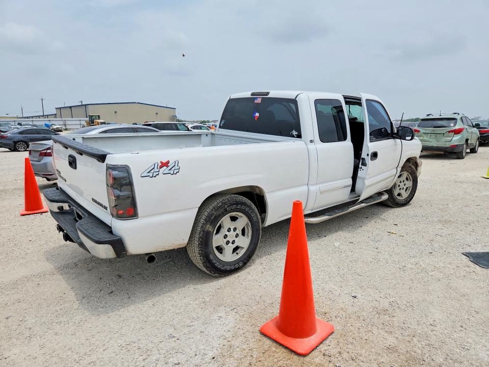 52714146 :رقم المزاد ، 2GCEC19V831186381 vin ، 2003 Chevrolet Silverado مزاد بيع