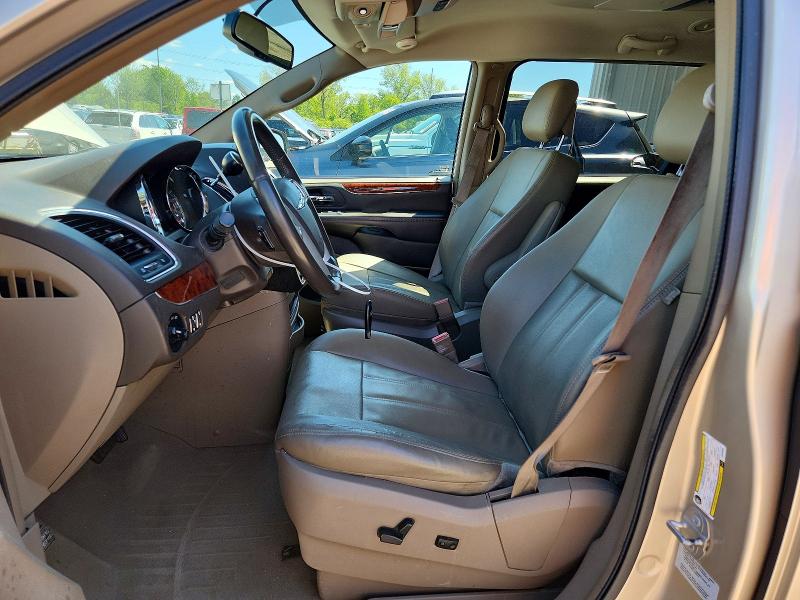 53558366 :رقم المزاد ، 2C4RC1BG2GR205866 vin ، 2016 Chrysler Town & Country مزاد بيع