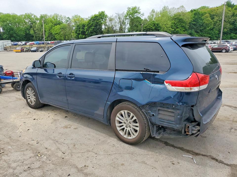 Продажа на аукционе авто 2012 Toyota Sienna, vin: 5TDYK3DC9CS260322, номер лота: 54548976