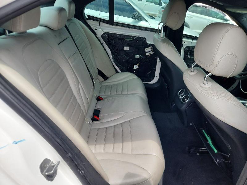 2015 Mercedes-benz C მანქანა იყიდება აუქციონზე, vin: 55SWF6GB6FU033354, აუქციონის ნომერი: 53424726