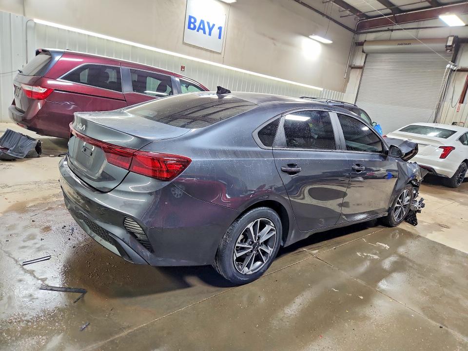Продажа на аукционе авто 2023 Kia Forte, vin: 3KPF24AD0PE654186, номер лота: 52425296