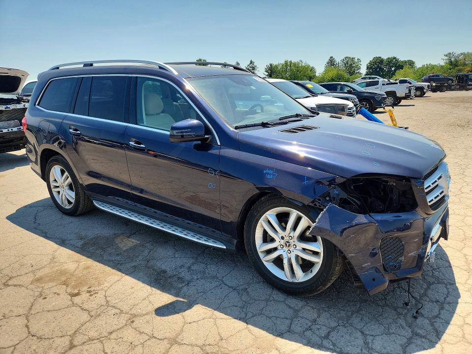 53636896 :رقم المزاد ، 4JGDF6EE8HA926283 vin ، 2017 Mercedes-benz Gls مزاد بيع