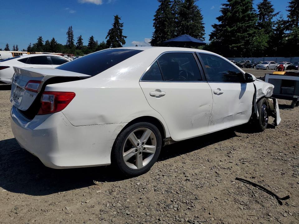 55173536 :رقم المزاد ، 4T1BF1FK5EU425733 vin ، 2014 Toyota Camry مزاد بيع