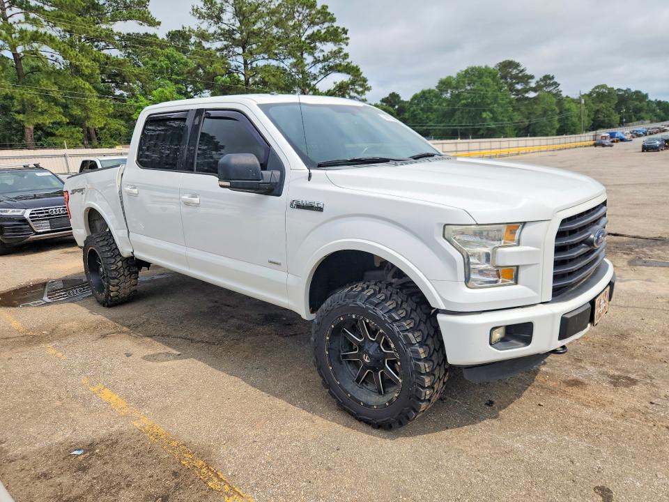 52909136 :رقم المزاد ، 1FTEW1EP3FFC62195 vin ، 2015 Ford F150 مزاد بيع