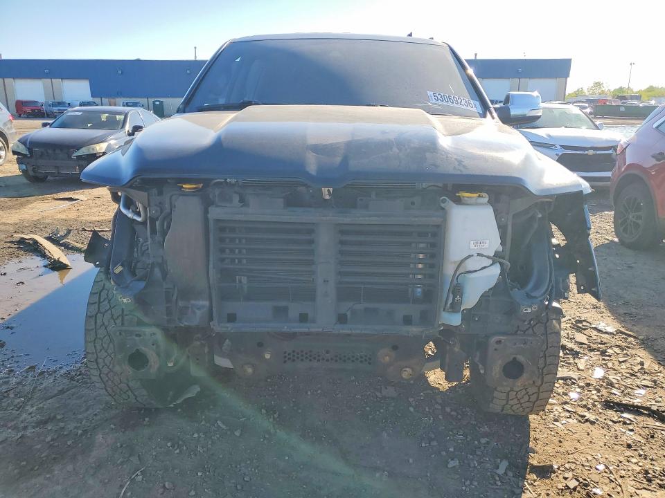 53069236 :رقم المزاد ، 1C6SRFJT1MN742286 vin ، 2021 Ram 1500 مزاد بيع