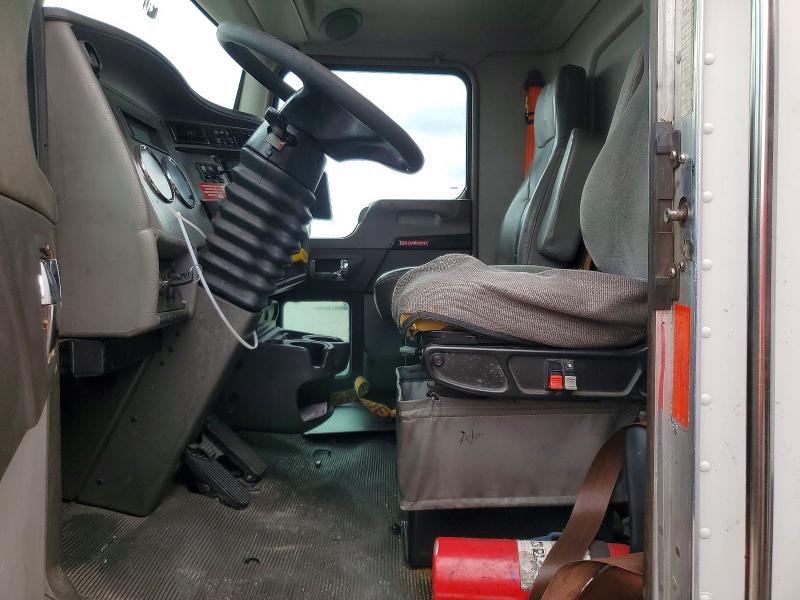 Продаж на аукціоні авто 2015 Kenworth T370, vin: 2NKHHM7X1FM443516, номер лоту: 53845786
