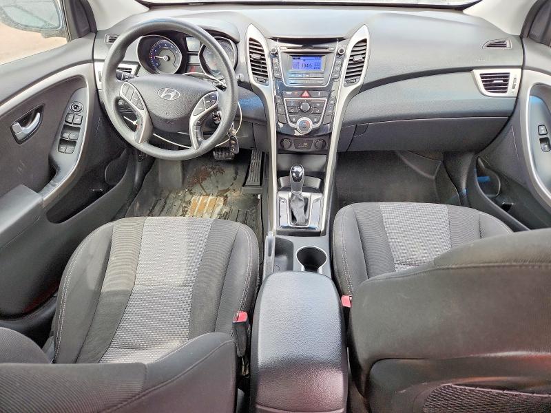 52675346 :رقم المزاد ، KMHD35LH8HU374864 vin ، 2017 Hyundai Elantra Gt مزاد بيع