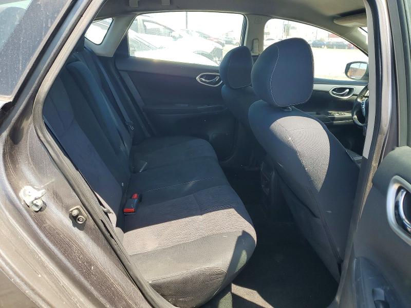 2015 Nissan Sentra მანქანა იყიდება აუქციონზე, vin: 3N1AB7AP1FL673462, აუქციონის ნომერი: 54811606