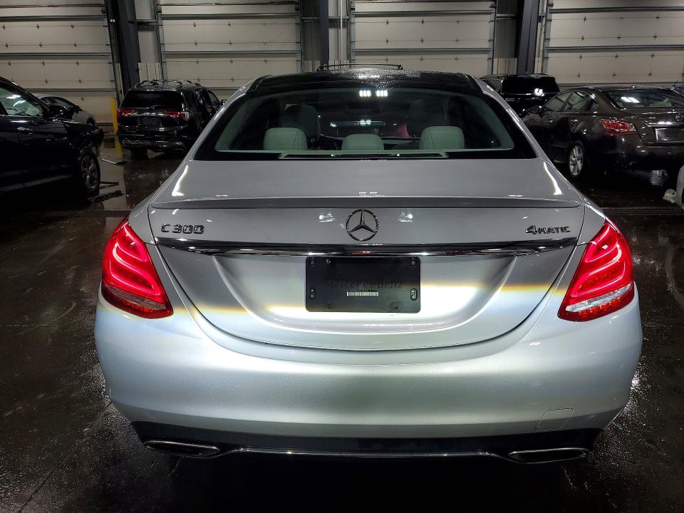 53077056 :رقم المزاد ، 55SWF4KB1GU154127 vin ، 2016 Mercedes-benz C مزاد بيع