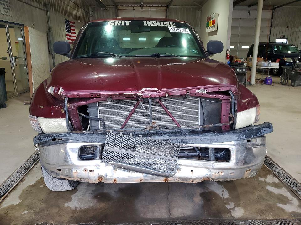 52407706 :رقم المزاد ، 1B7HF13Y4YJ111276 vin ، 2000 Dodge Ram 1500 مزاد بيع