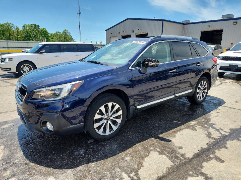 52877636 :رقم المزاد ، 4S4BSETC2J3327758 vin ، 2018 Subaru Outback مزاد بيع