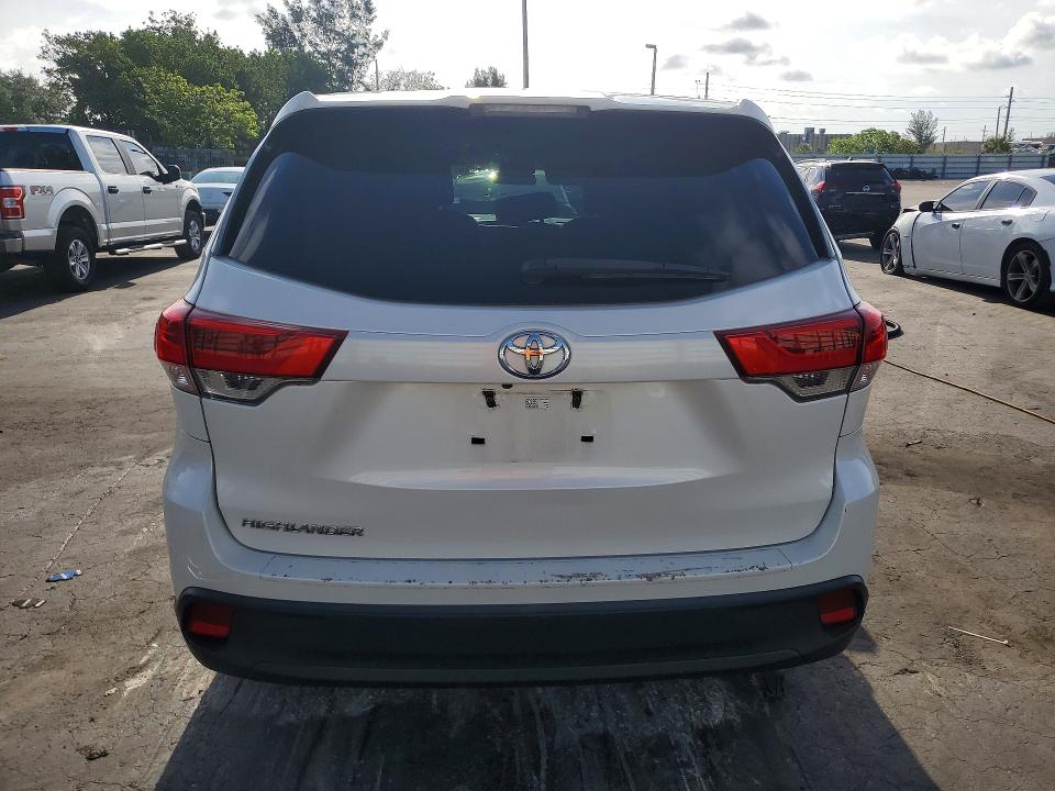 2019 Toyota Highlander მანქანა იყიდება აუქციონზე, vin: 5TDZARFH5KS060135, აუქციონის ნომერი: 52471576