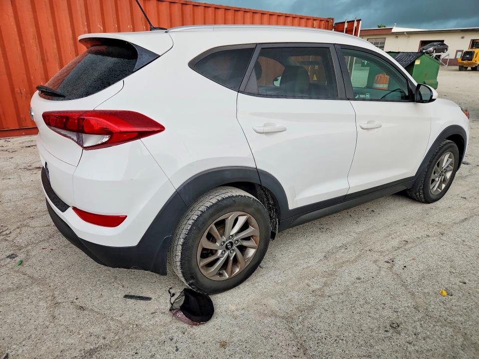 Продажа на аукционе авто 2016 Hyundai Tucson, vin: KM8J33A40GU194087, номер лота: 53760776