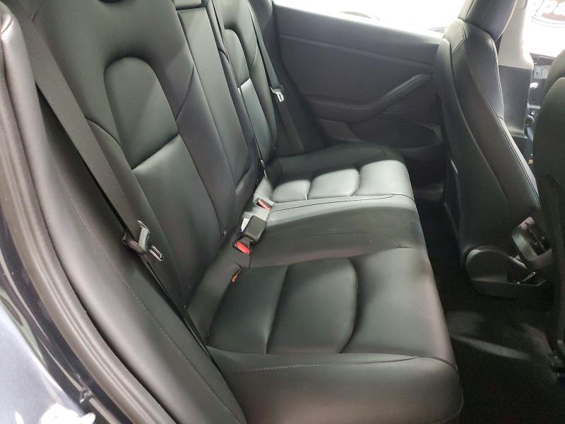 Auction sale of the 2022 Tesla Model 3, vin: 5YJ3E1EB0NF330132, lot number: 52437896
