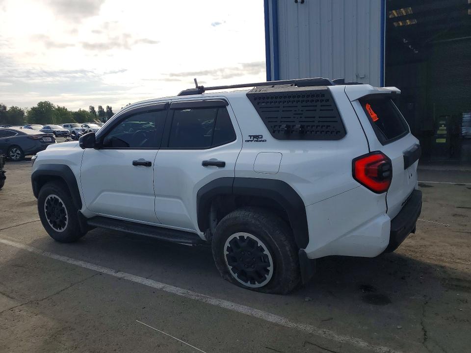 Продажа на аукционе авто 2025 Toyota 4runner, vin: JTEVA5BR7S5009596, номер лота: 52773686