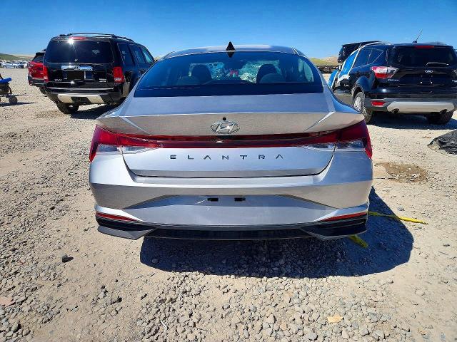 2022 Hyundai Elantra მანქანა იყიდება აუქციონზე, vin: 5NPLM4AG0NH075246, აუქციონის ნომერი: 51354626