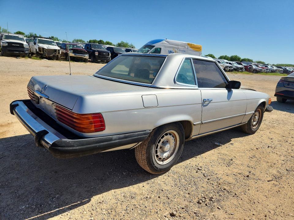 1981 Mercedes-benz 380 მანქანა იყიდება აუქციონზე, vin: WDBBA45A3BB003933, აუქციონის ნომერი: 53601456