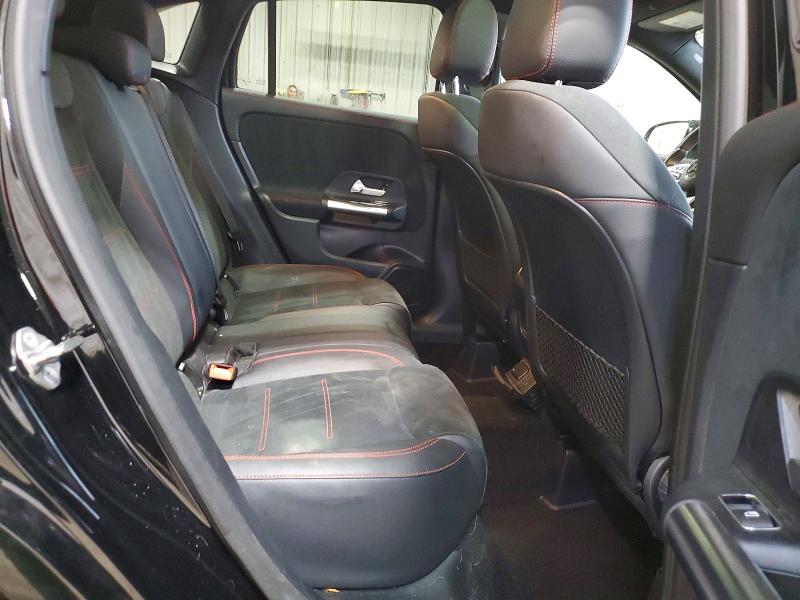 51618596 :رقم المزاد ، W1N4N4HB0NJ379673 vin ، 2022 Mercedes-benz Gla مزاد بيع