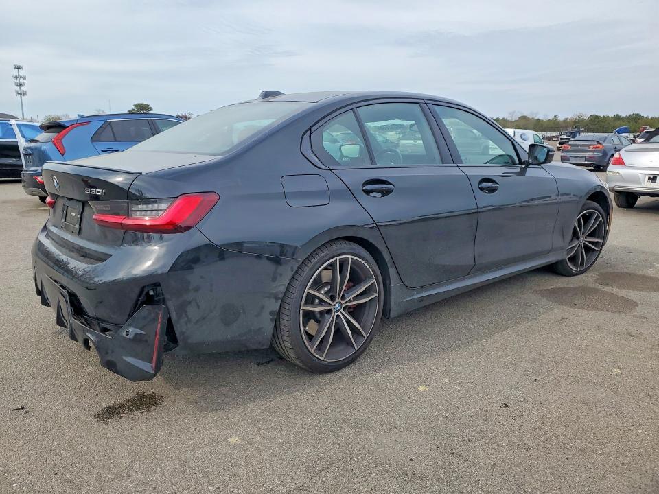 52312286 :رقم المزاد ، 3MW89FF00P8D02453 vin ، 2023 Bmw 330xi مزاد بيع
