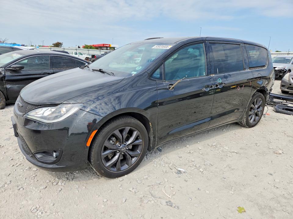 Продажа на аукционе авто 2019 Chrysler Pacifica, vin: 2C4RC1EG9KR702286, номер лота: 53020666