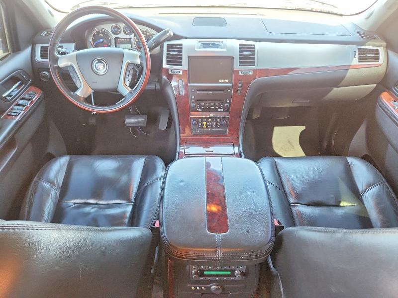 54471086 :رقم المزاد ، 1GYUKBEF4AR238929 vin ، 2010 Cadillac Escalade مزاد بيع