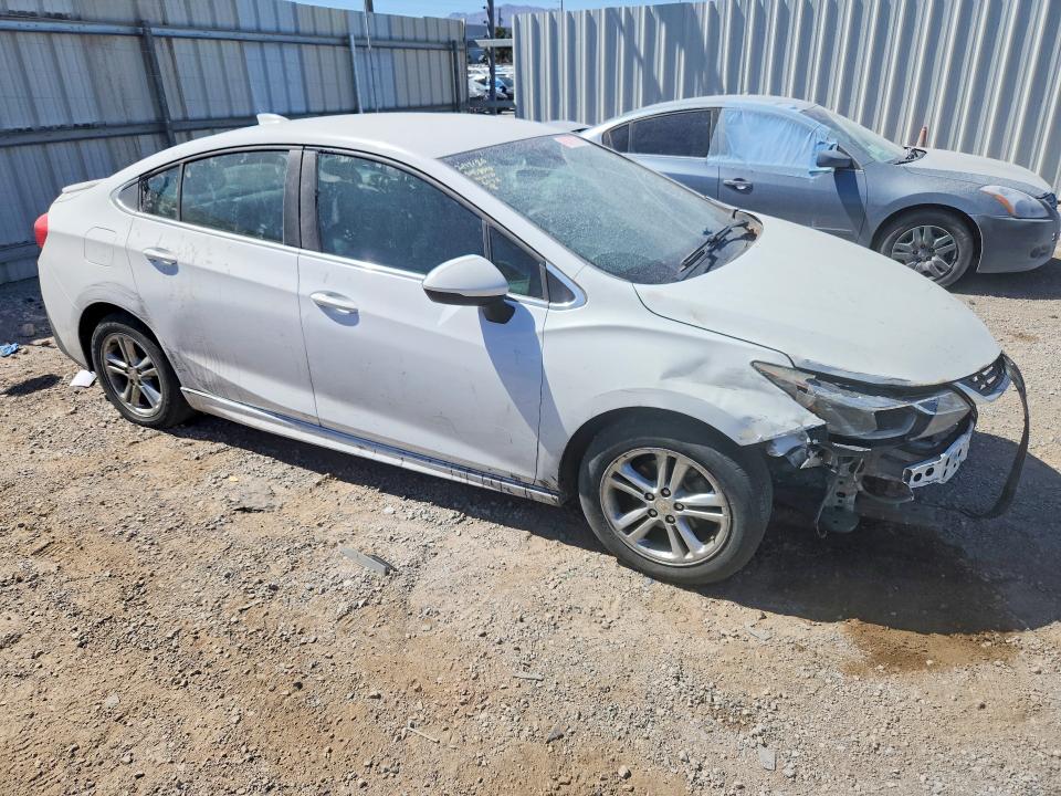 2017 Chevrolet Cruze მანქანა იყიდება აუქციონზე, vin: 1G1BE5SM5H7267587, აუქციონის ნომერი: 48021176
