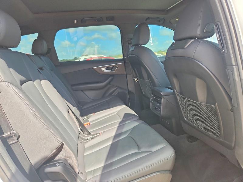 54343226 :رقم المزاد ، WA1LJBF74ND015170 vin ، 2022 Audi Q7 مزاد بيع