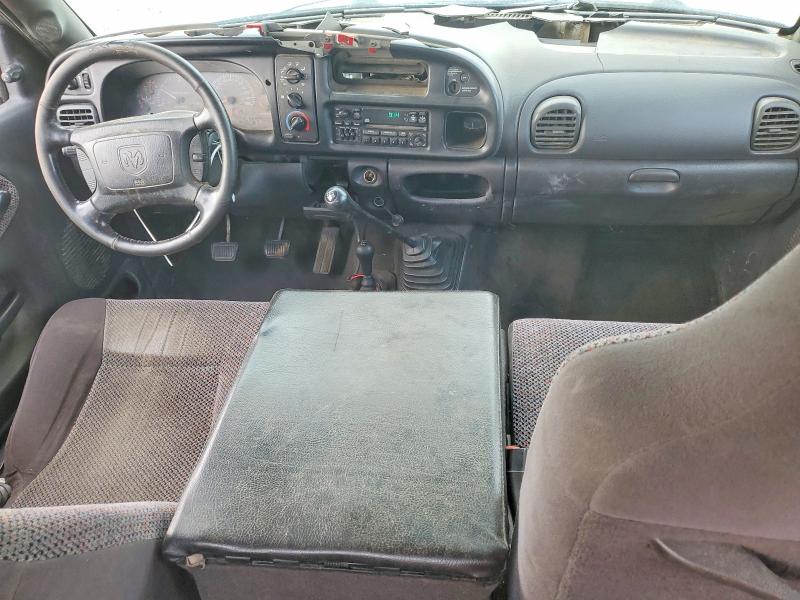54865436 :رقم المزاد ، 3B7KF23C42M213526 vin ، 2002 Dodge Ram 2500 مزاد بيع