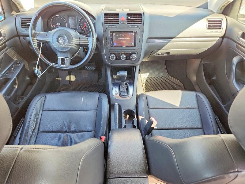 2010 Volkswagen Jetta მანქანა იყიდება აუქციონზე, vin: 3VWRZ7AJ4AM039263, აუქციონის ნომერი: 52493966