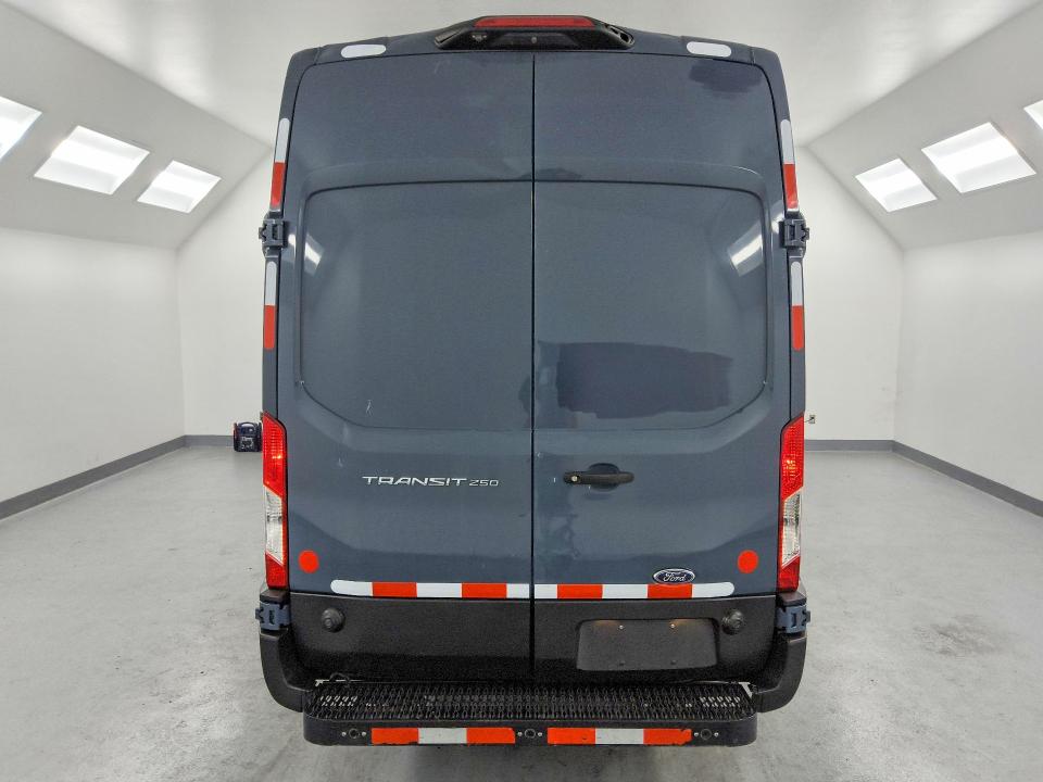 50973516 :رقم المزاد ، 1FTBR3X89LKB27110 vin ، 2020 Ford Transit مزاد بيع