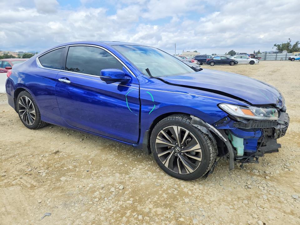 55490186 :رقم المزاد ، 1HGCT1B74GA002358 vin ، 2016 Honda Accord مزاد بيع