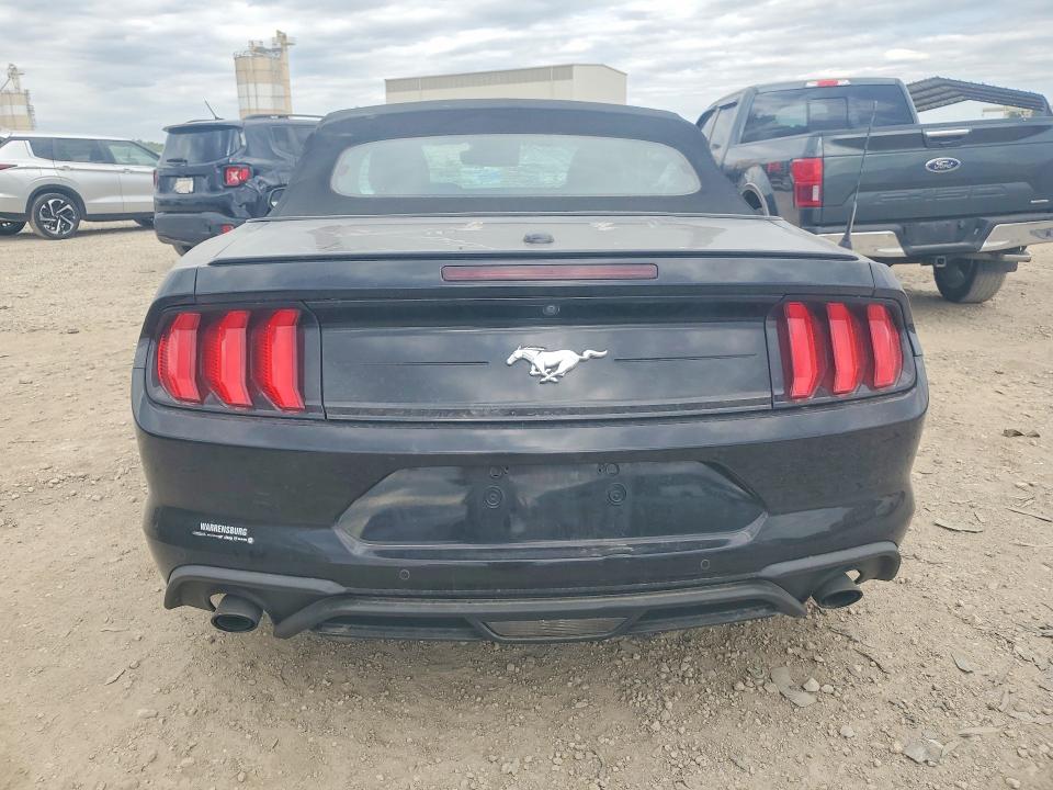 52938946 :رقم المزاد ، 1FATP8UH0N5105225 vin ، 2022 Ford Mustang مزاد بيع