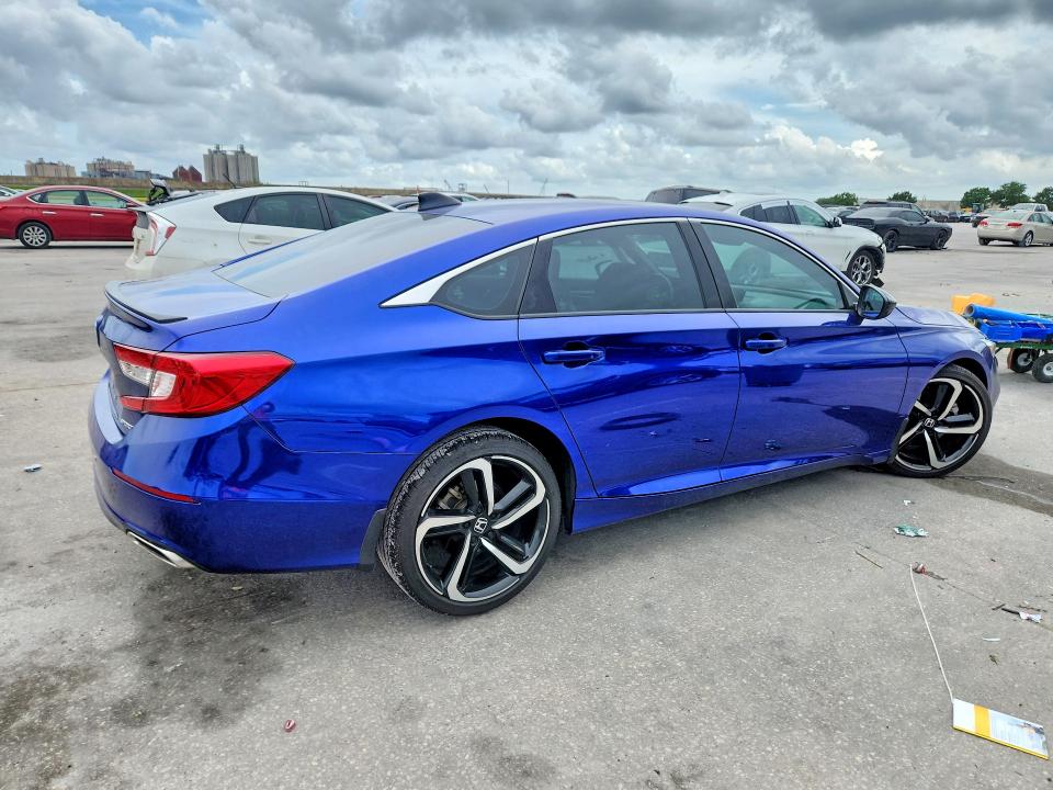 Продажа на аукционе авто 2022 Honda Accord, vin: 1HGCV1F37NA089851, номер лота: 54208406