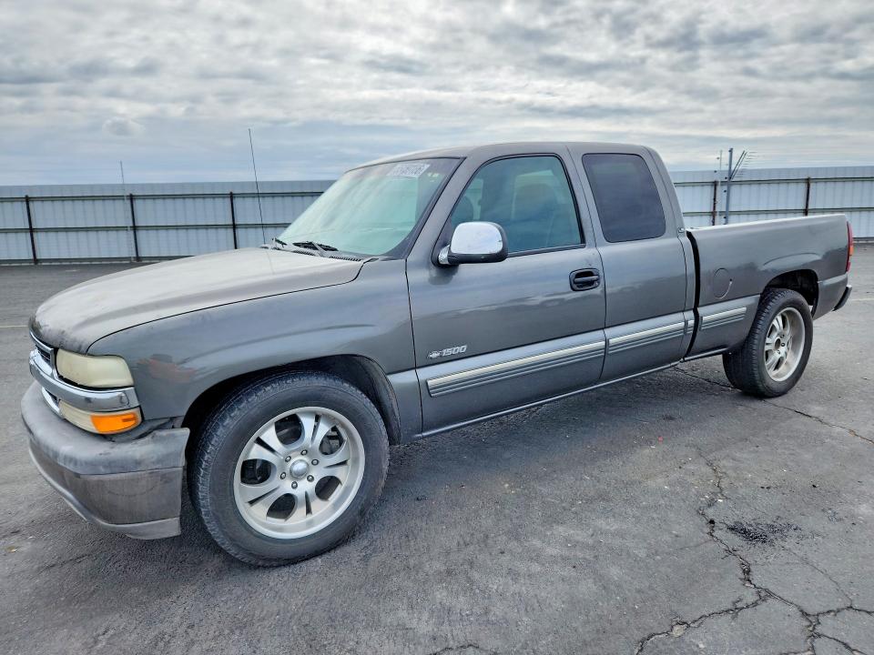 55459186 :رقم المزاد ، 2GCEC19T611137868 vin ، 2001 Chevrolet Silverado مزاد بيع