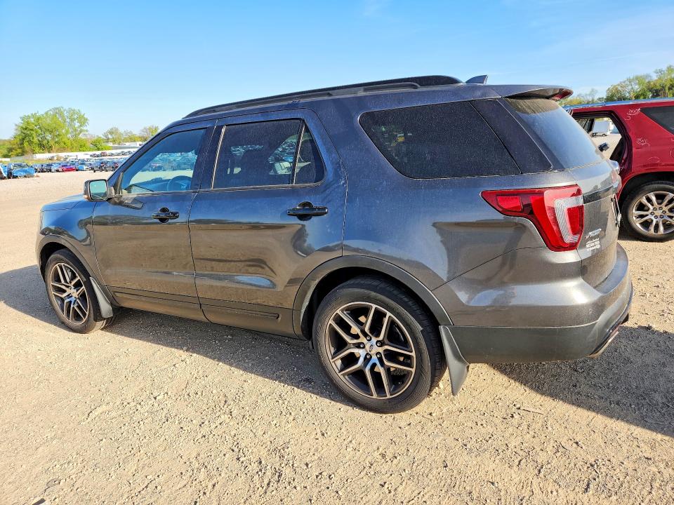 51346776 :رقم المزاد ، 1FM5K8GT0HGD37118 vin ، 2017 Ford Explorer مزاد بيع