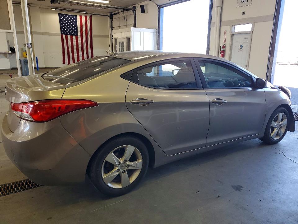 2013 Hyundai Elantra მანქანა იყიდება აუქციონზე, vin: 5NPDH4AE2DH245841, აუქციონის ნომერი: 54268046