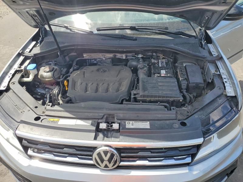 53171146 :رقم المزاد ، 3VV2B7AX8LM106531 vin ، 2020 Volkswagen Tiguan مزاد بيع