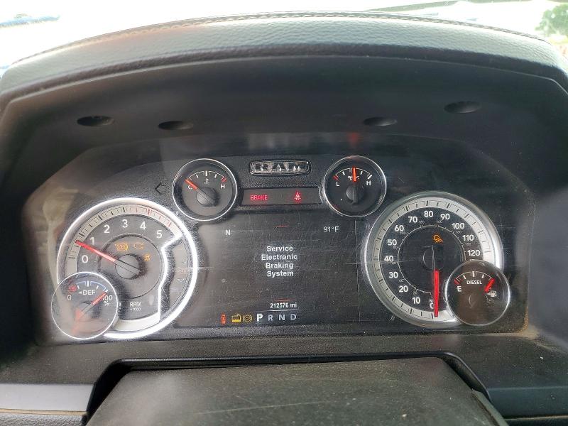 53197136 :رقم المزاد ، 3C63RRML9JG335340 vin ، 2018 Ram 3500 مزاد بيع