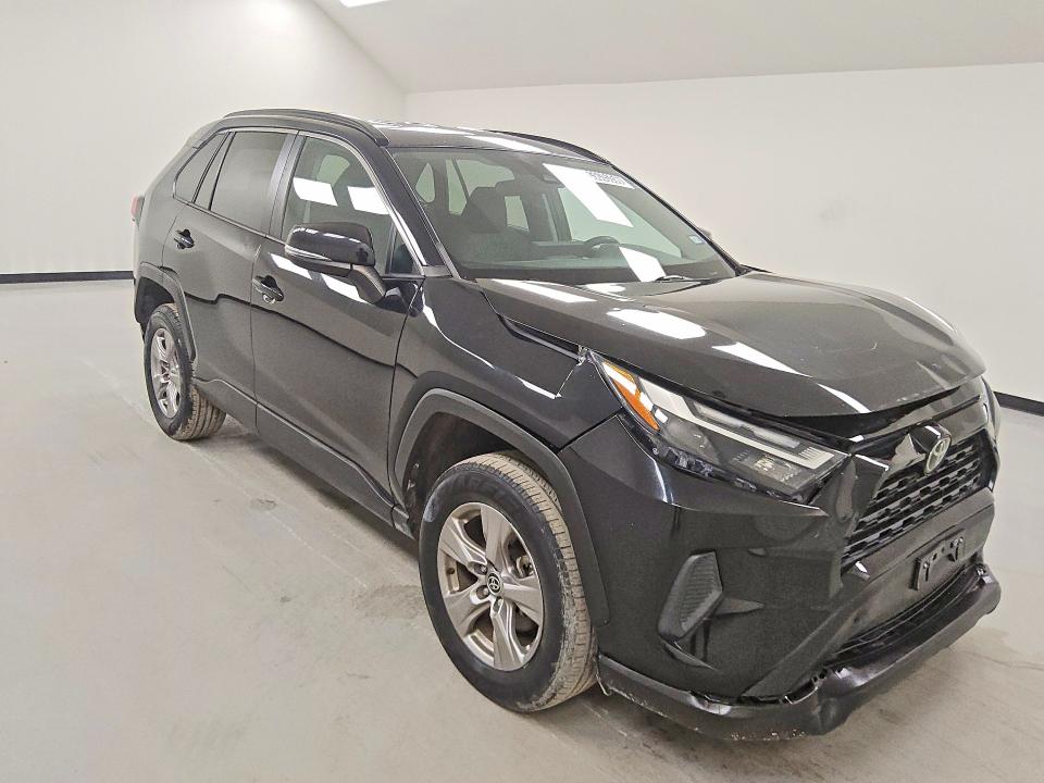 Продаж на аукціоні авто 2022 Toyota Rav4, vin: 2T3W1RFV0NW194093, номер лоту: 53635356