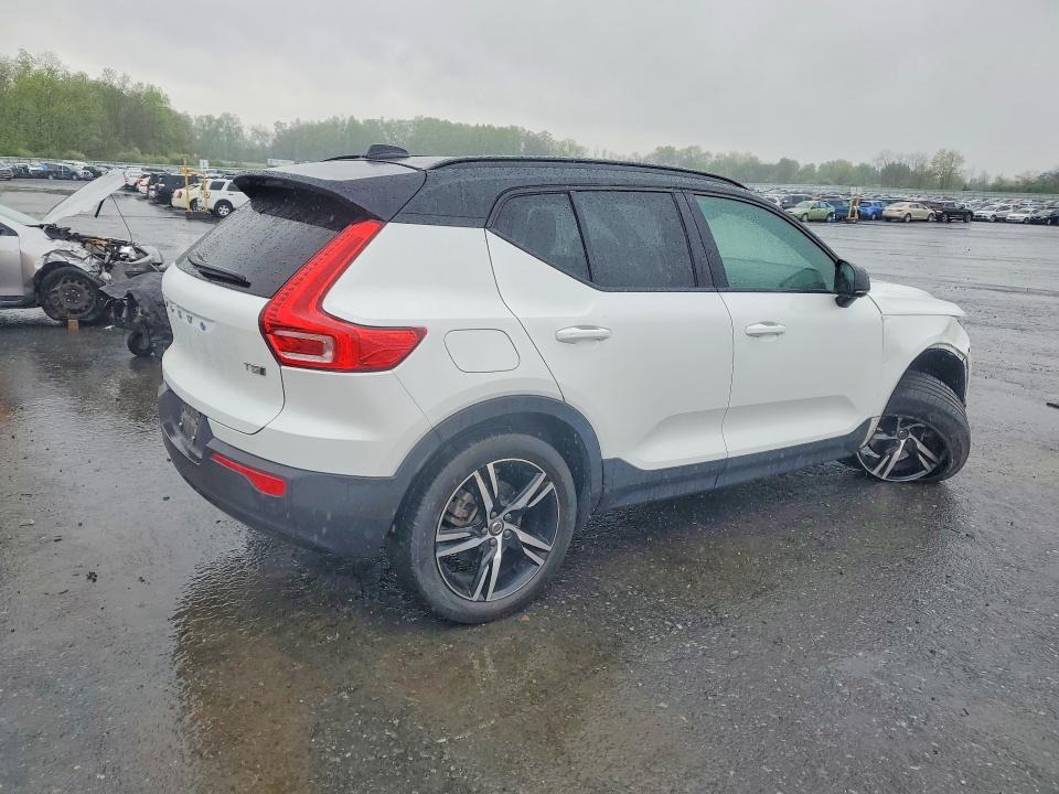 2021 Volvo Xc40 მანქანა იყიდება აუქციონზე, vin: YV4162UM2M2462918, აუქციონის ნომერი: 52669916